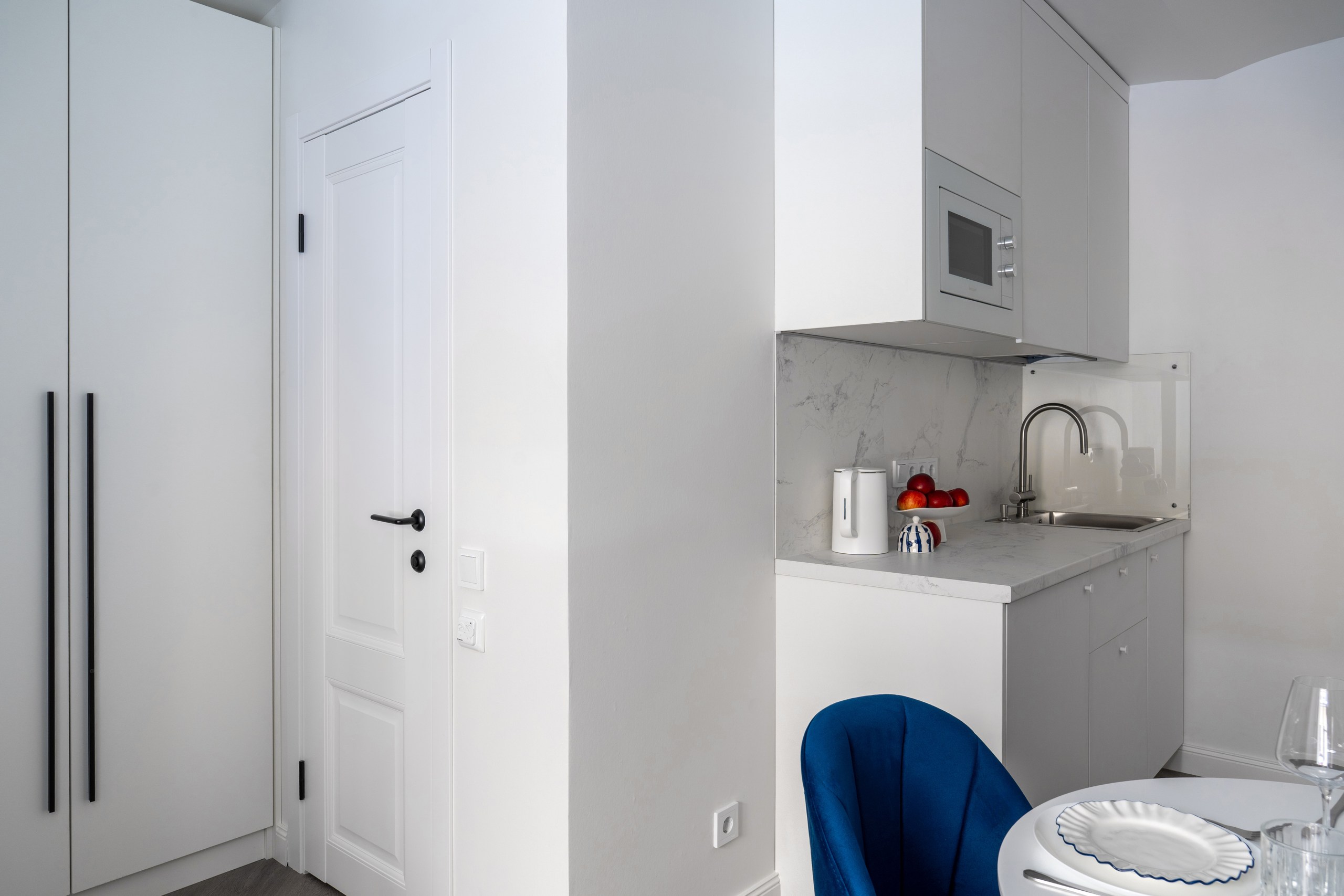 1-room apartment on Galernaya street, 16